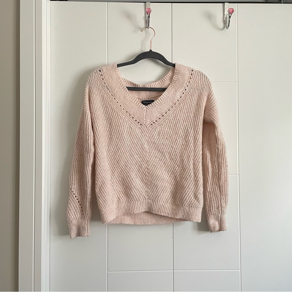 Abercrombie Light Pink V-neck Sweater